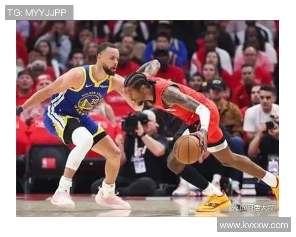 2015年季后赛勇士与火箭第二场激战回顾与精彩瞬间分析